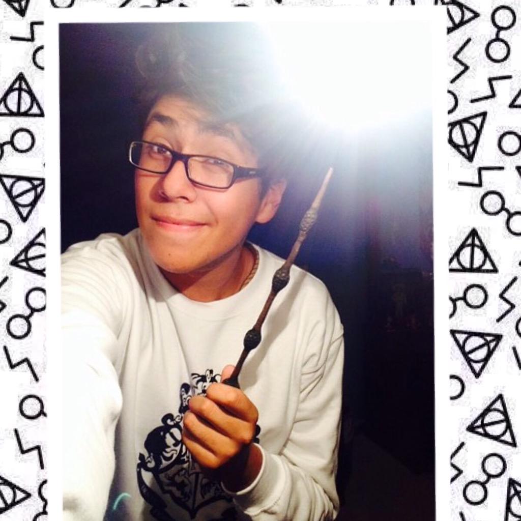 kamavey's tweet photo. Lumos🎆 http://t.co/AED1I5EvNl
