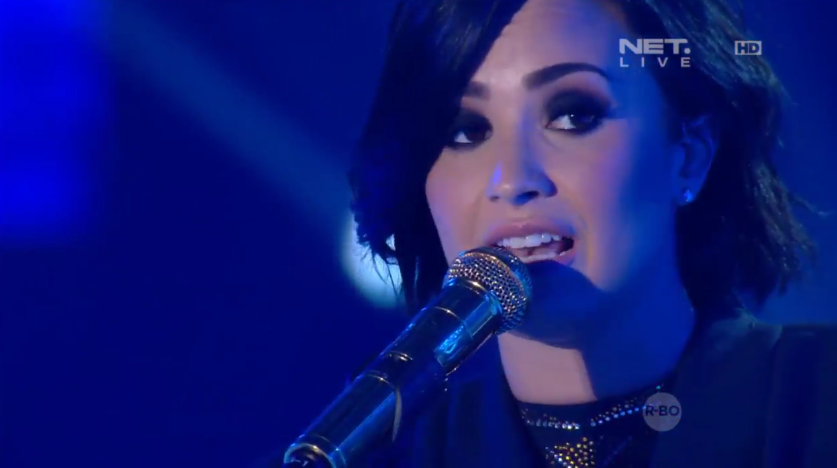 mdtvindonesia's tweet photo. NOW - @ddlovato - Let it Go #NET2Anniversary http://t.co/5jrnaDEabY
