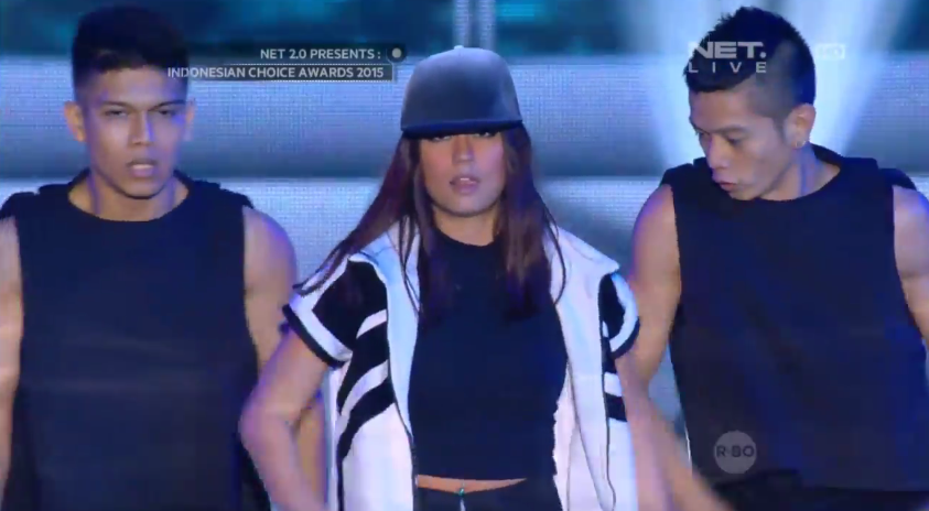 NicThaChoi407's tweet photo. π #AgnezMoNET #AGNEZMOonNET "@netmediatama: NOW - @AGNEZMO - Ku T'lah Jatuh Cinta dan Tak Ada Logika #NET2Anniversary http://t.co/QCKwKKM25V