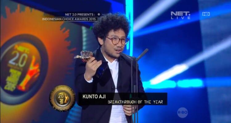 duniamanji's tweet image. Bela-belain nonton #NET2ndAnniversary streaming di loop.co.id/channel . Congrats bro @KuntoAjiW !!