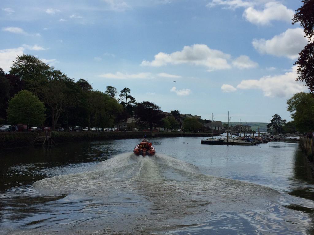 devon999live's tweet image. 