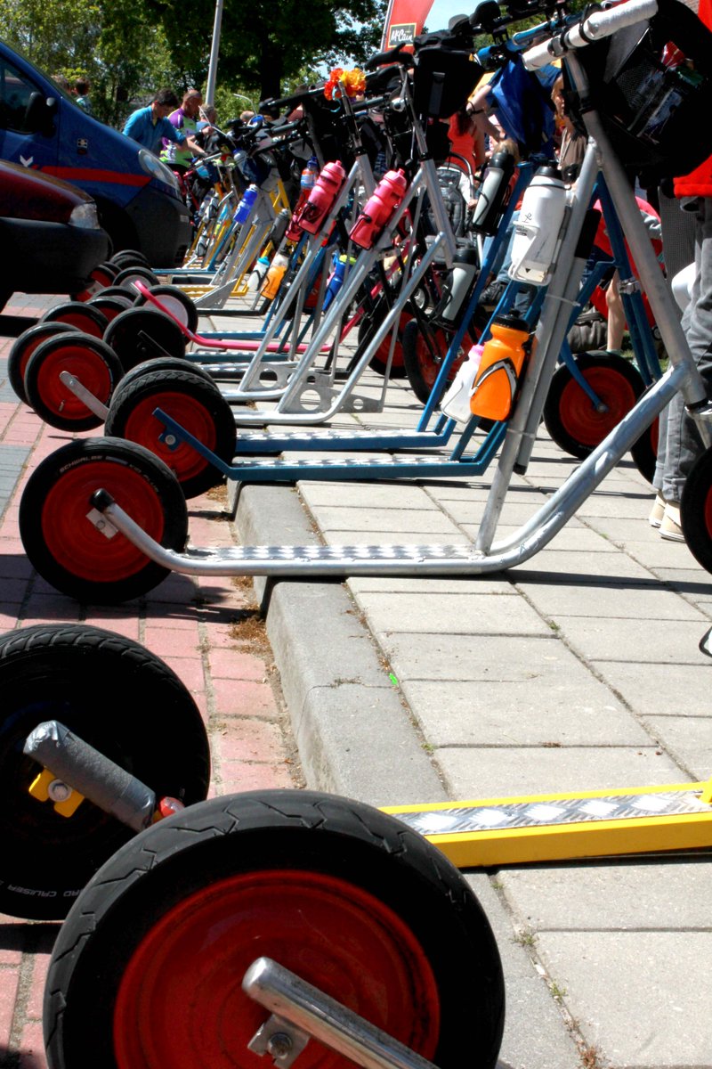 Even in Oudemirdum bij de <a href="/stepelfsteden/">Stepelfsteden</a> gekeken, de foto's vind je op frlb.info/1Q53kB0