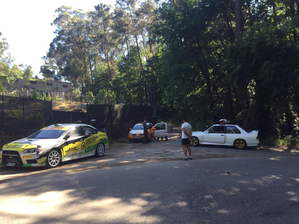 meira_alberto's tweet photo. Preparando el Rias que ya va faltando menos jeje 💪 🚗💨 http://t.co/JYQDKRCmRi
