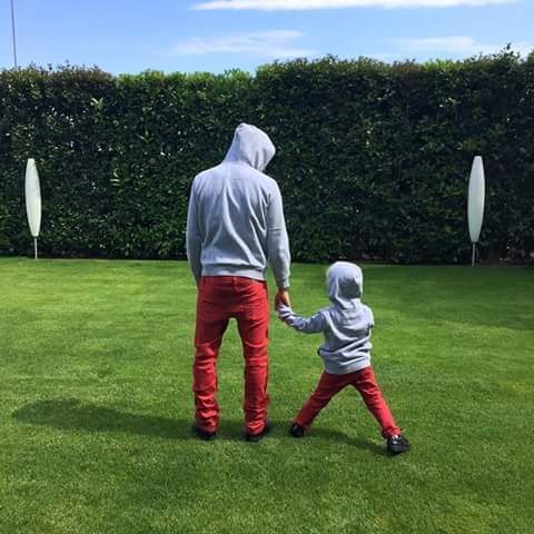poly12345_poly's tweet photo. @neymarjr http://t.co/mje69gFNlq