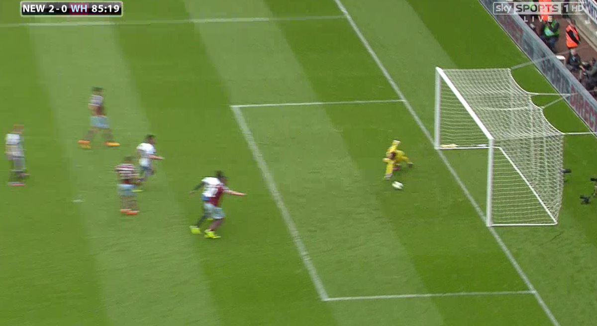 SkySportsPL's tweet photo. GOAL! Newcastle 2-0 West Ham (Gutierrez) What a moment. SS1. http://t.co/625nmP63jm #SkyFootball #SurvivalSunday http://t.co/kZvmmqk6WD