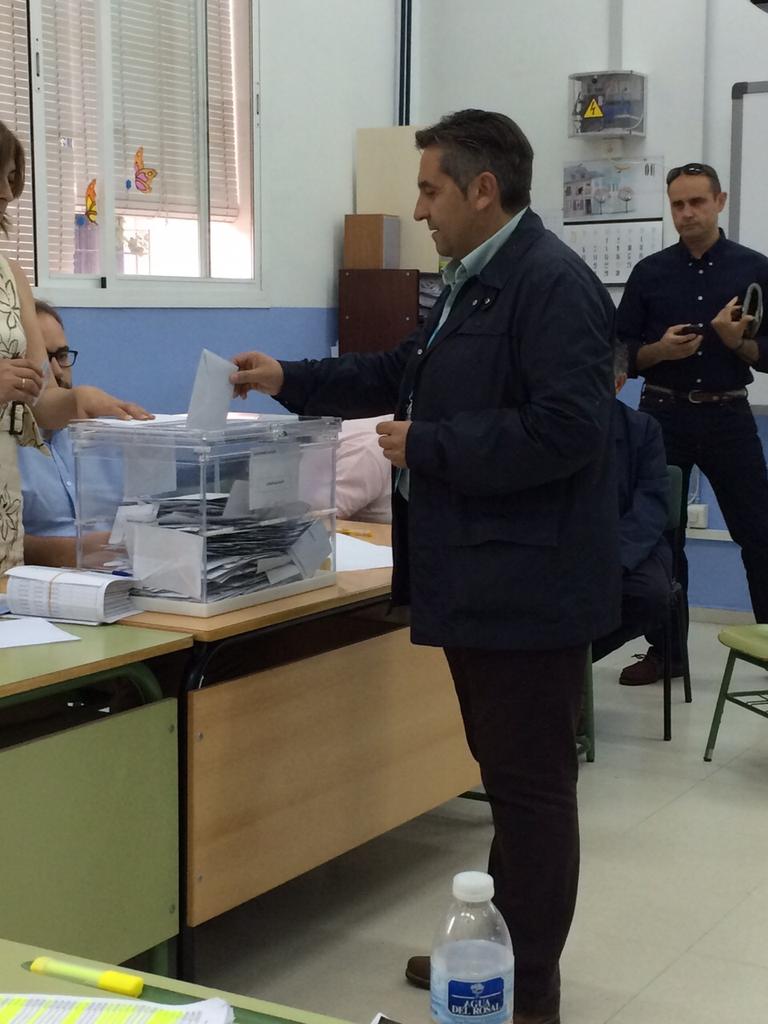 NNGGHdelDuque's tweet photo. Vota José Fernández (@jfnogales71 ) nuestro candidato a la alcaldía
#pp24m #24m http://t.co/Q2EAc6u6gm