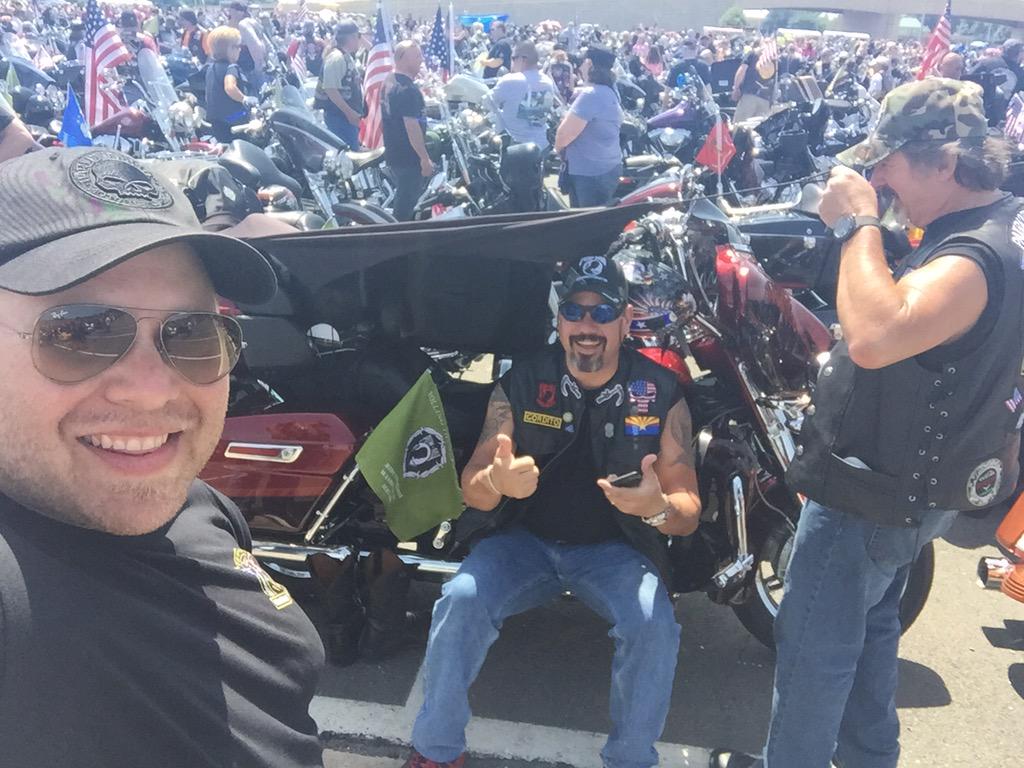 aslawetsky's tweet photo. Almost ready! http://t.co/rtcr2FzAMW #CancerRide #rollingthunder @RicohTweets http://t.co/QMHt7uEI2A