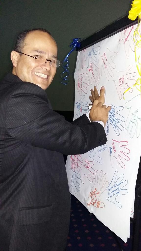 LeonCmax's tweet photo. @UCinepolis #Dejando huella http://t.co/raIagreOHS