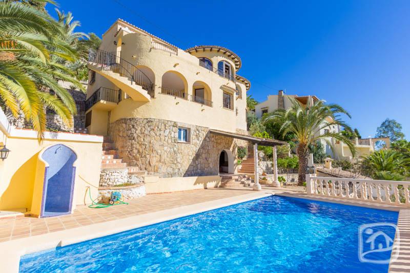 VillaMarcoPolo's tweet photo. Superb holiday villa to rent in Benissa Costa near Moraira (Costa Blanca) with private swimming pool &amp; stunning views http://t.co/4HGWsCoTv6