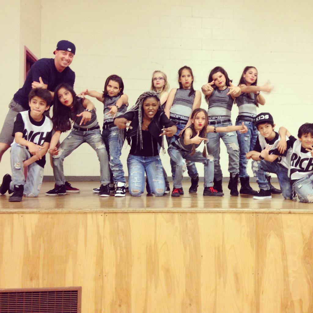 leiladey's tweet photo. Yesterday at the #StompTO @StompTO dry-run. These adorable little ones! π http://t.co/VkDaAMAgRc