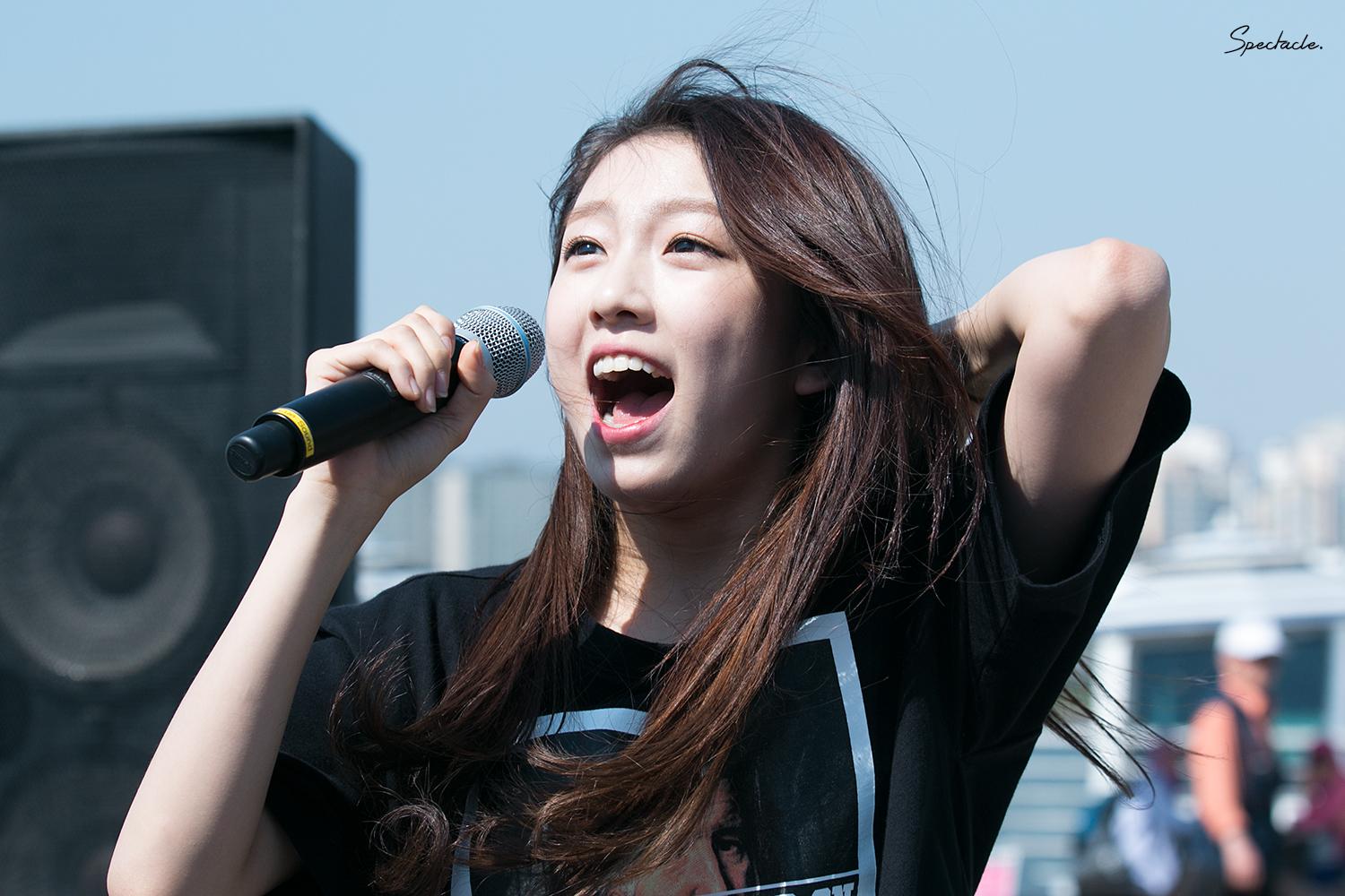 CFyFu3lUIAAB_9y.jpg:large