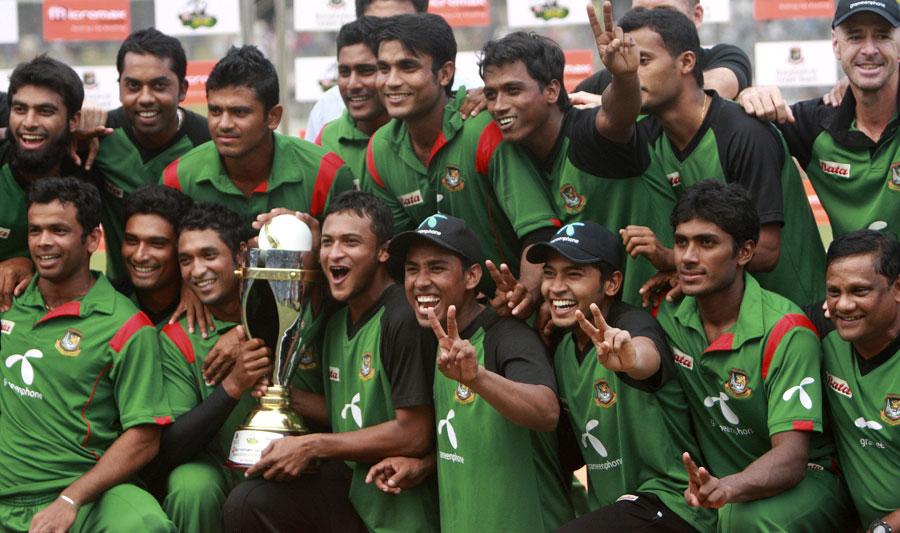 FFS_Bangladesh's tweet photo. @FFS_UEFA CHAMPIONES, CHAMPIONES, OH WEY OH WEY OH WEY http://t.co/kyOOOQxaMR