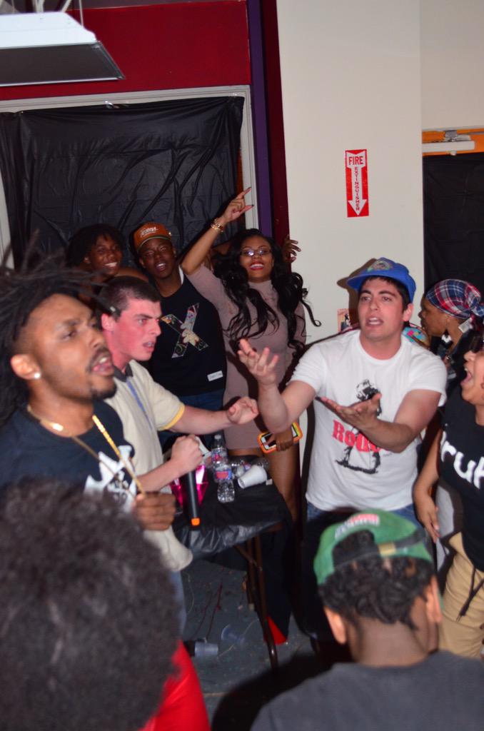 KurkleDime's tweet photo. #KurkleDime - Canvas ✖️ Art Show P.1 

Thank you to everyone who enjoyed this Night with me 🙏🏽 http://t.co/VRBVLpLGME
