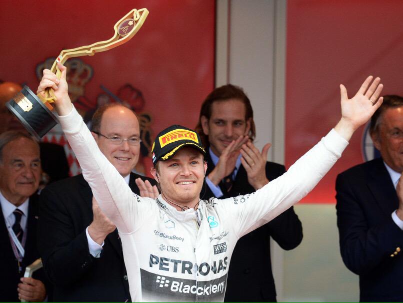 FormulaPhotos tweet picture