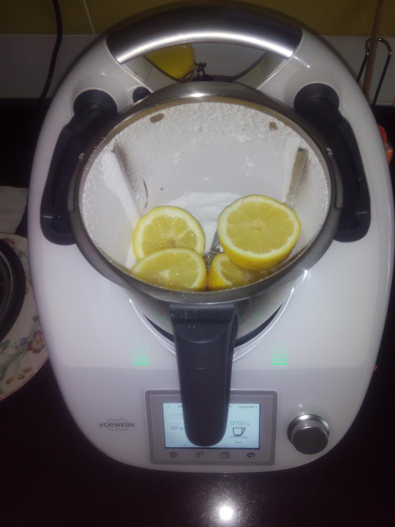 MeeryJean's tweet photo. Experimentando con la #thermomix @LuisAntonio_SM @sonix_89 http://t.co/Poc0lnUImV