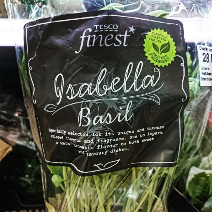 SerenaPovia's tweet photo. @Tesco Ignore the #English #classics at your peril: this is an epic #marketingfail #lookitup @ http://t.co/biaGYOblKR http://t.co/MP3gnHbhjV