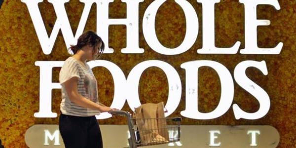 CampaignBrands's tweet photo. Why Whole Foods' play for millennials is misguided segmentation by @katiemartell http://t.co/qPlbDoYoh7 http://t.co/jMIzL0Mkwm