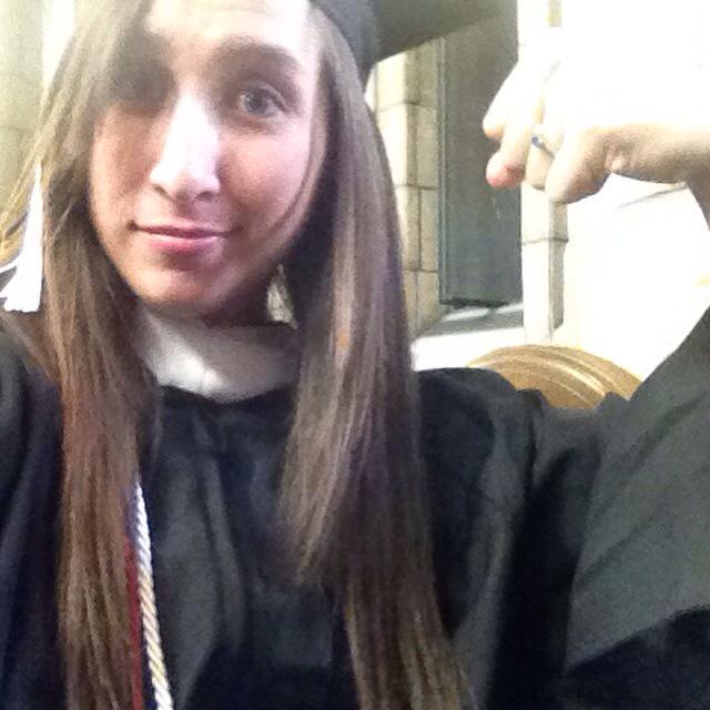 RachaelEllering's tweet photo. #GradFlex πͺ http://t.co/sLBH7nKReb