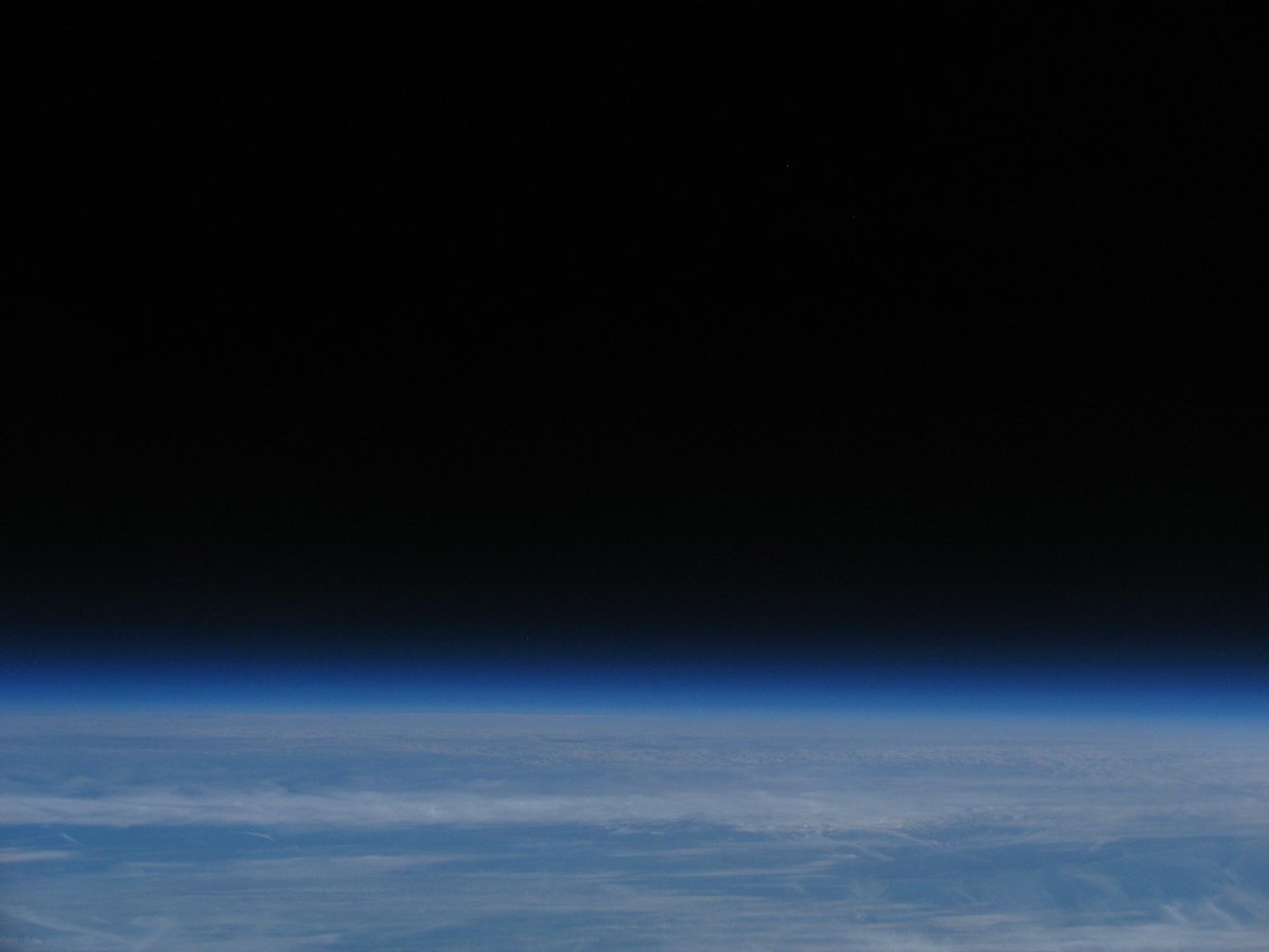 e3SpaceProgram's tweet image. Android app to the rescue! Hermes I recovered. Ladies &amp;amp; Gentlemen: the curvature of the Earth #MissionAccomplished