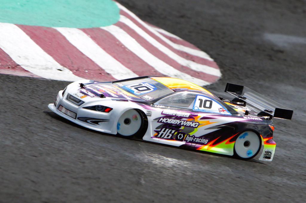 OfficialHPI's tweet photo. #HBHPIRacing #HBpro5 #andymoore #ReedyRaceofChampions #rc #rccar #rcracing http://t.co/ljKWUSweLh