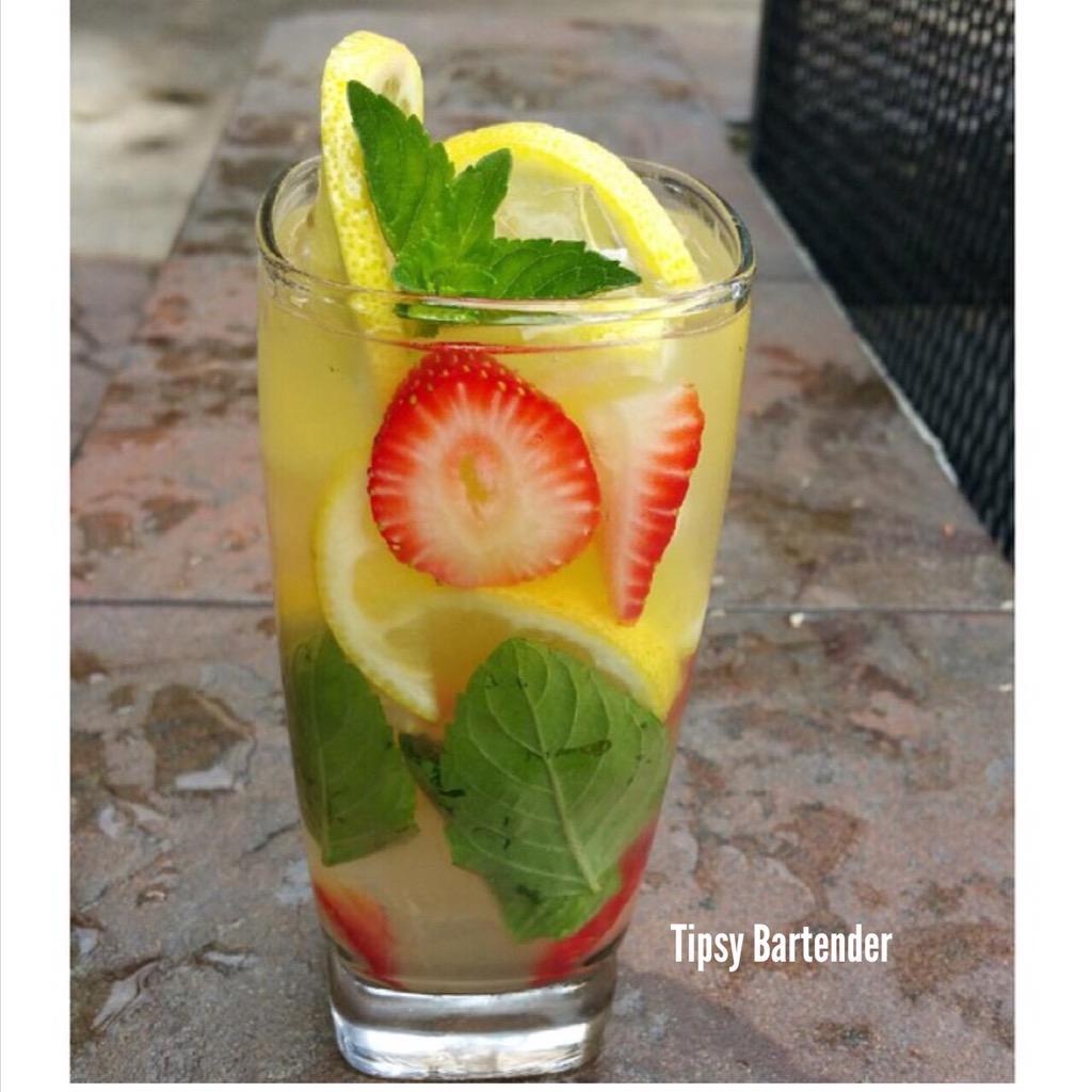 Tipsy Bartender tweet media