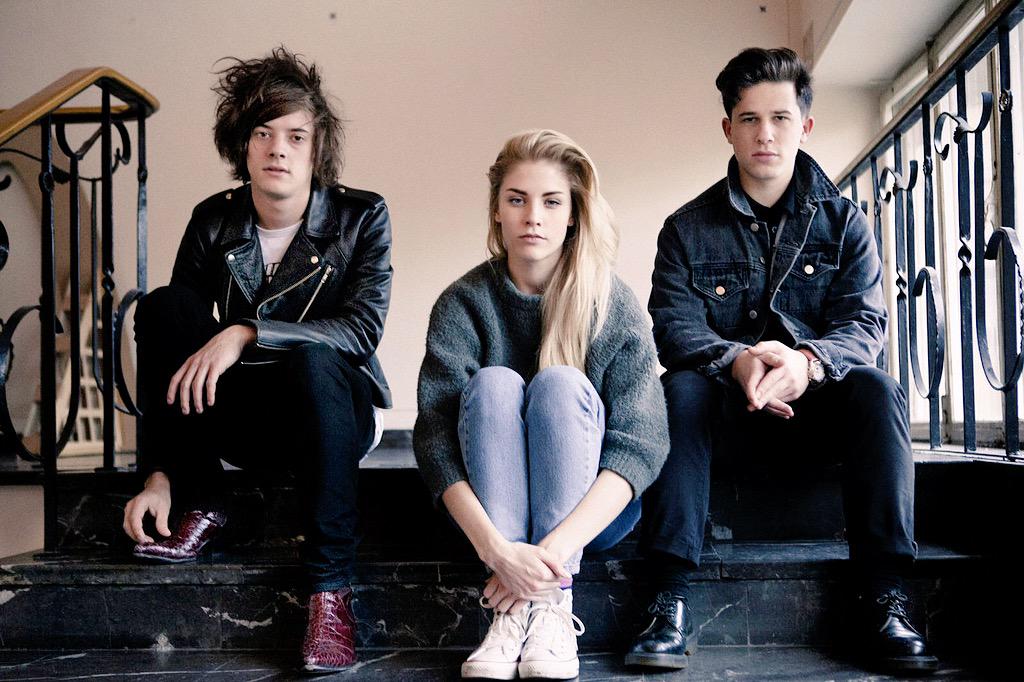 UCS1069's tweet photo. Estás escuchándo Hey Now (Arty Remix) de los británicos @londongrammar en #UrbanCultureSociety #UCS1069 http://t.co/ciubocb3fp