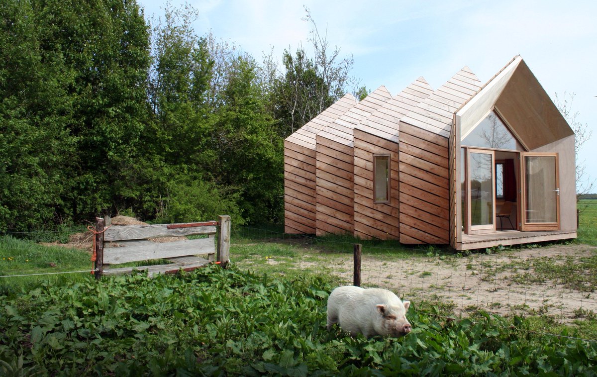 HermitHouses's tweet photo. A new all-custom Hermit House functions as a complete home #tinyhouse #masscustomization #opensource #diy http://t.co/y4Mxg3KmVe
