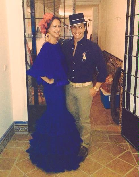 Fran_mp89's tweet photo. Así terminó mi Rocio, con esta belleza de amiga, tanto por dentro como por fuera! @laura_marquezL ❤️❤️ #Rocio15 http://t.co/4LVfmQ7046