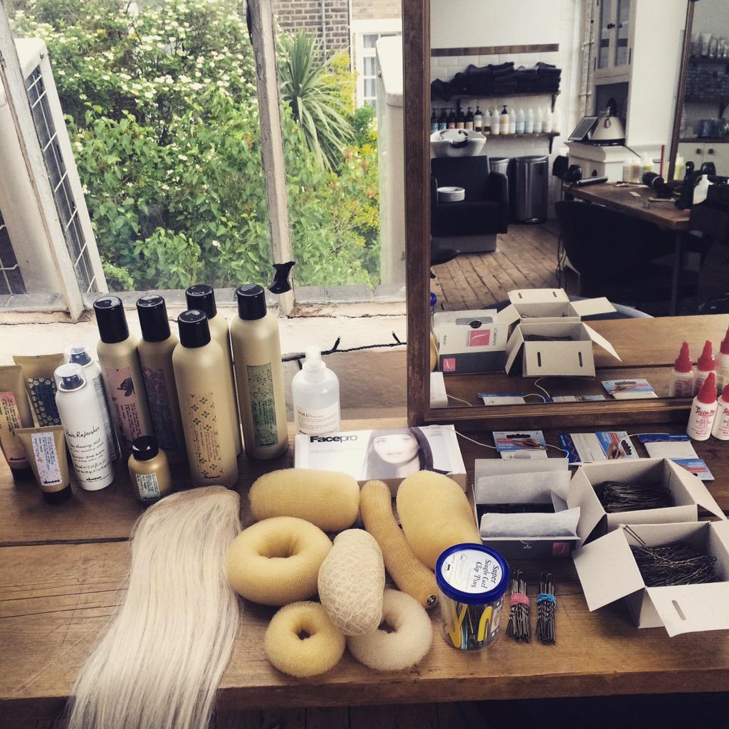 studio90london's tweet image. Getting ready for tomorrow. Prepping with #davines #moreinside #sessionkit @DavinesUK @DavinesOfficial