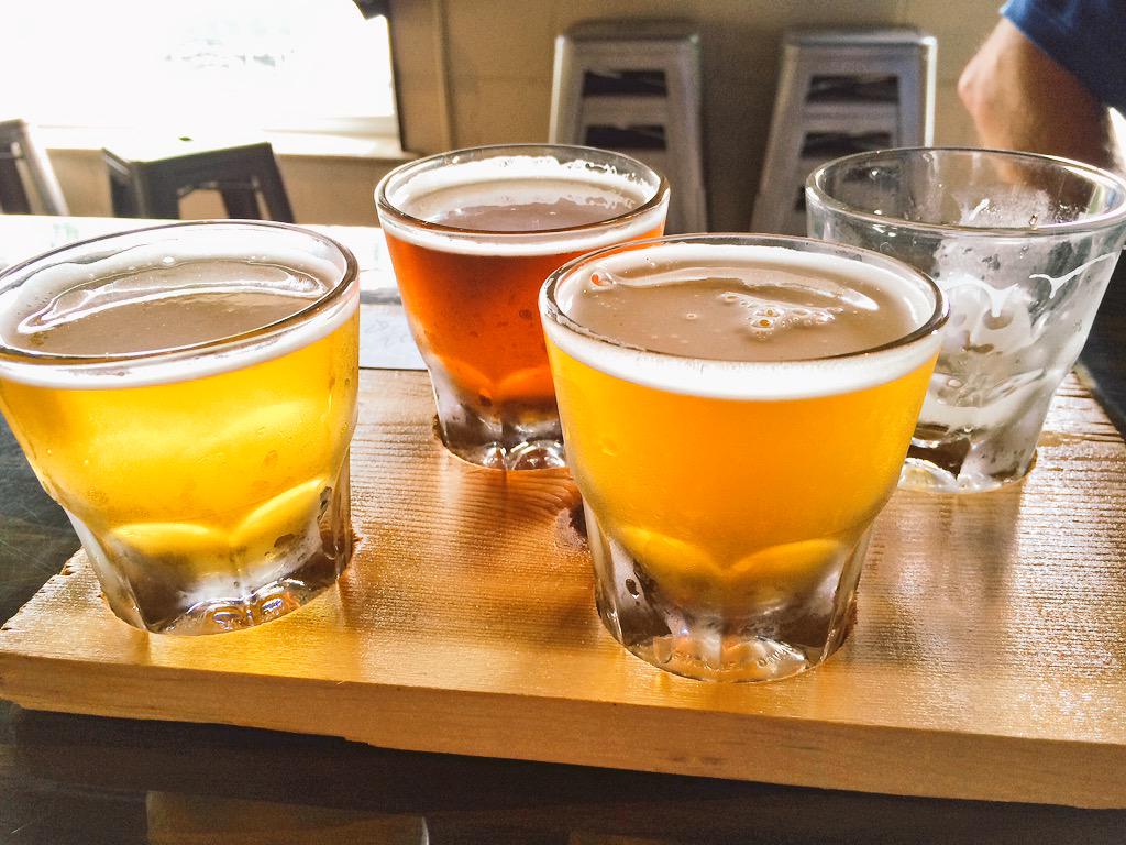 memphistweats's tweet photo. Oh my, during brunch it became the afternoon! Therefore a stop @HammerAndAle seemed necessary! @cooperyoung #funday http://t.co/vbXoDe0wEP
