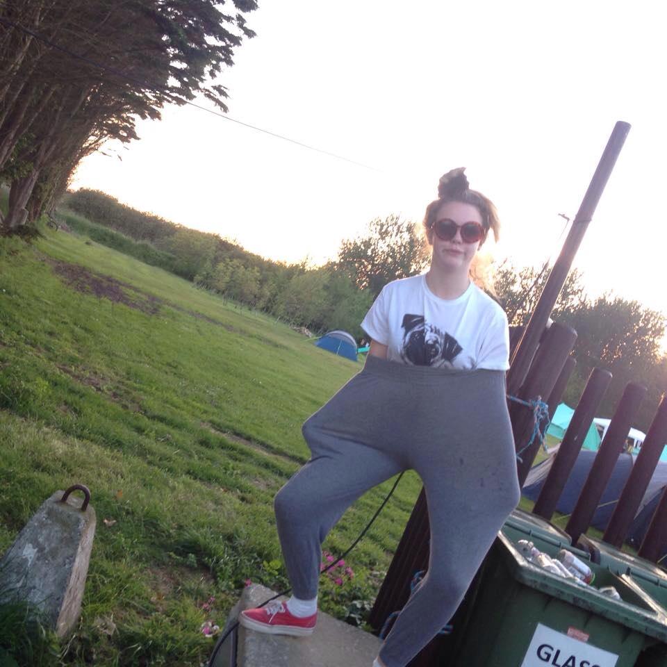 KarissCraig's tweet photo. #observingnature #wormontour @ClermontDaisy http://t.co/1Q1UfuGWs3