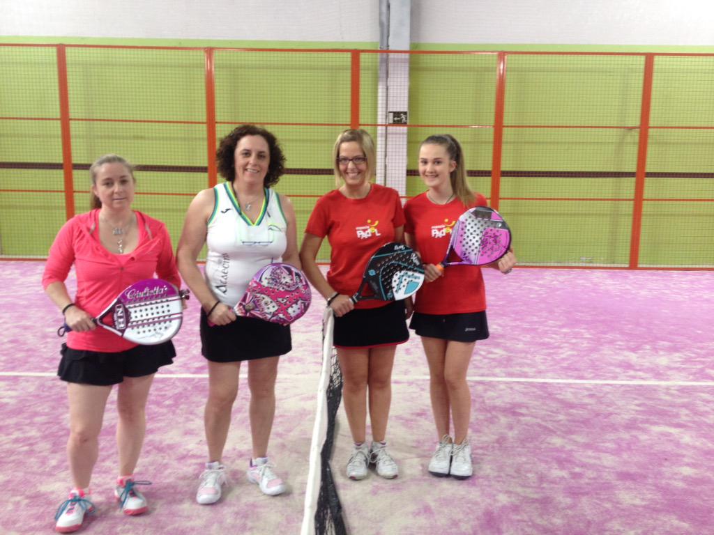 PadelAvila's tweet photo. Marta y Vero CAMPEONAS 2ª CONSOLACIÓN, ante Isabel y Ana #torneodonzoiloalvarezylastras http://t.co/OACDDWLAW7