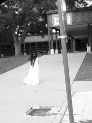 grahamprobs's tweet photo. Graham: where children dress up like the grudge and stand by stop signs... http://t.co/ksUciVxGhC