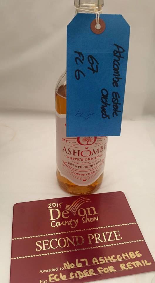 Ashcombecider's tweet photo. @DevonCountyShow thanks so much for or 2nd prize!! Thrilled to bits! Congrats on a great show! #devonsun #devoncider http://t.co/LvmfQ2YlVu