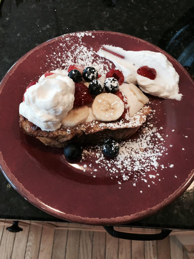NickKestenbaum's tweet photo. @MattKestenbaum Thanks for a great birthday breakfast 👌 #dadsgoodcookin http://t.co/FIvRz11Saa