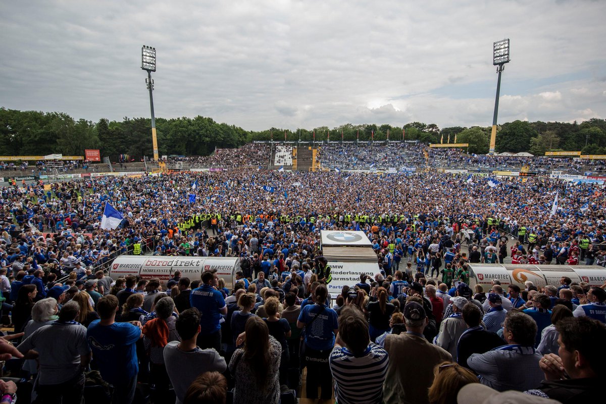Was für eine geile Party am Bölle! Alle Infos zur Feier am Pfingstmontag: sv98.cc/Aufstiegsfeier… #sv98