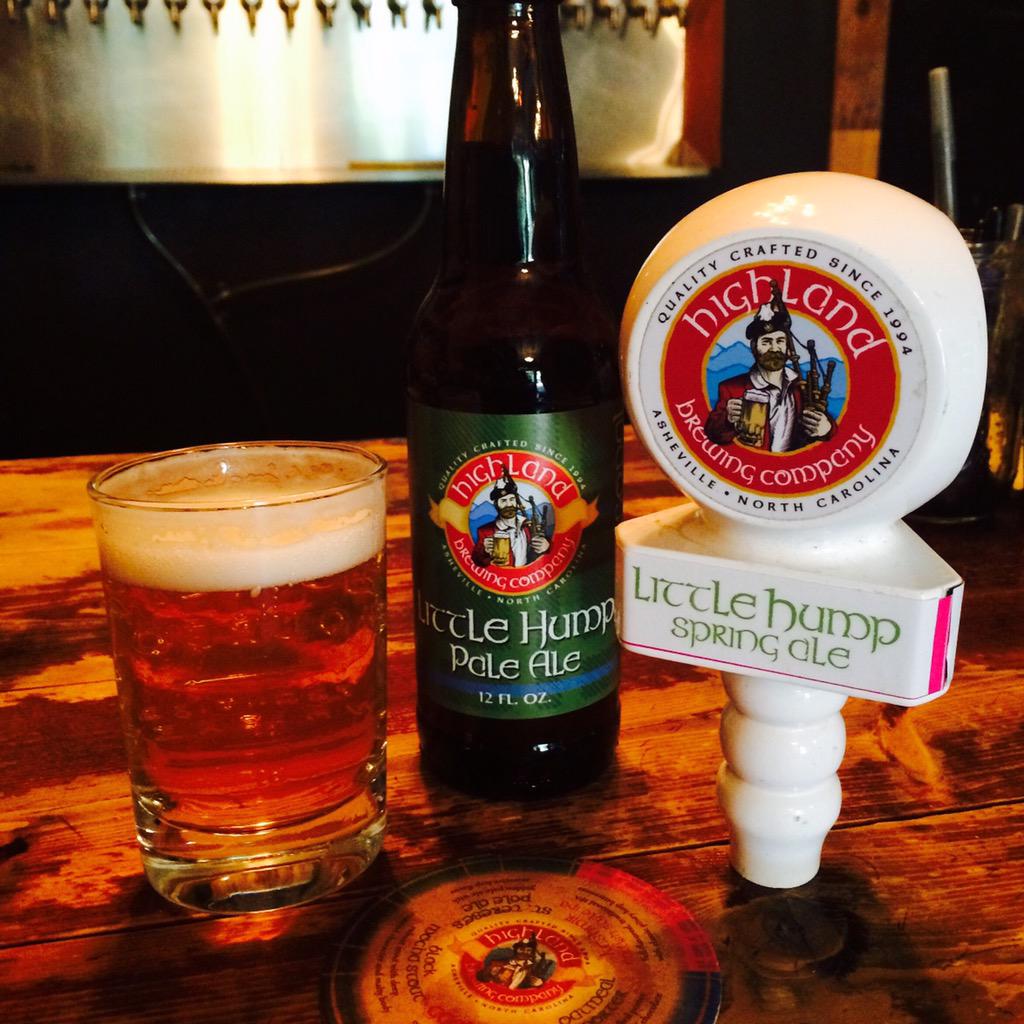 _FillingStation's tweet photo. #12South #TapoftheDay @HighlandBrews #LittleHump for your #SundayFunday in #Nashville #CheersYall http://t.co/wEqRH6rkMo