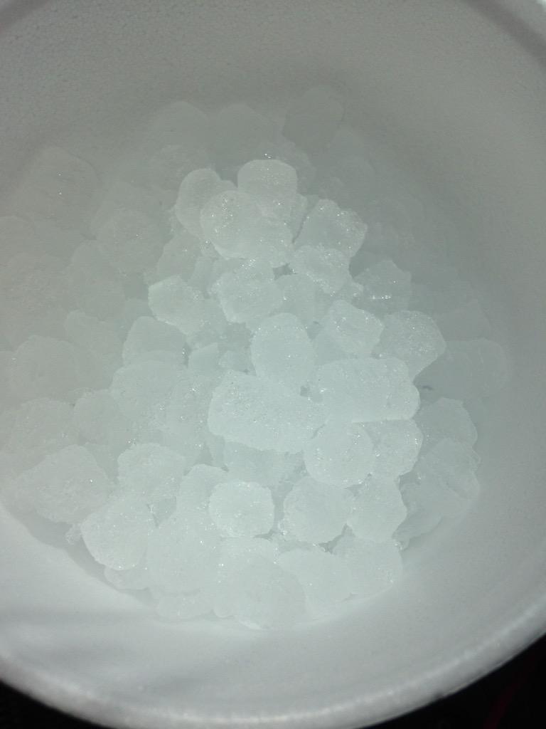 asswithac23's tweet photo. happiness in a cup 😍 #chewableice http://t.co/D9rQpBf0cU