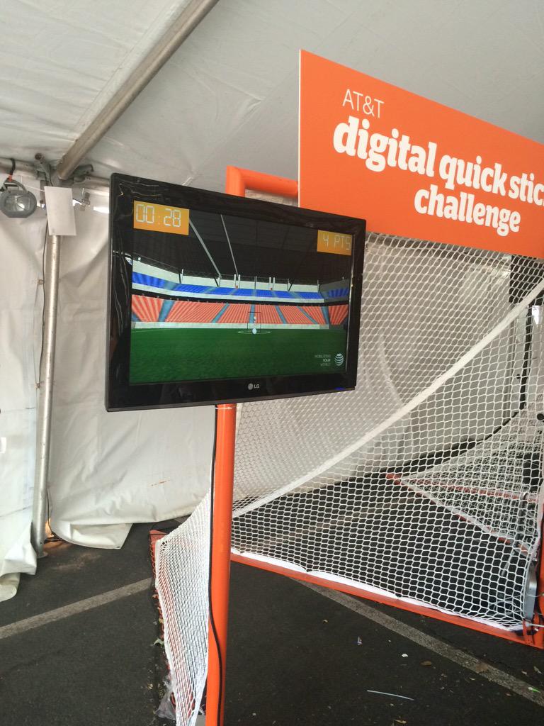 PeterRaverta's tweet photo. #ATTLax http://t.co/uLAXHSQlu5