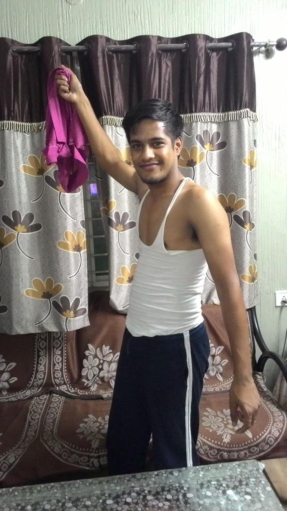 SuyashParakh's tweet photo. @KarbonnSmart #MachPhone #MachTheMoment
Yeeeeeessssss http://t.co/C5xVVHTeUU