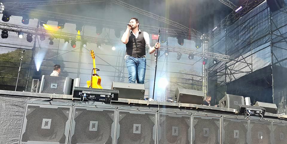 MackRapapali's tweet photo. Eendag as ek groot is...net eendag... @DewaldWasserfal was amazing #BPJacaDay http://t.co/iig1ZHE4YV