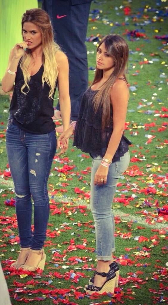 FCBarcelona WAGs on Twitter "Antonella (Messi's girlfriend) and Elena
