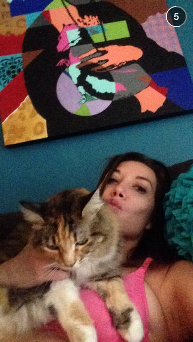 I put that pussy in my face, I ain't got no worries... http://t.co/vXtfIHoOI8