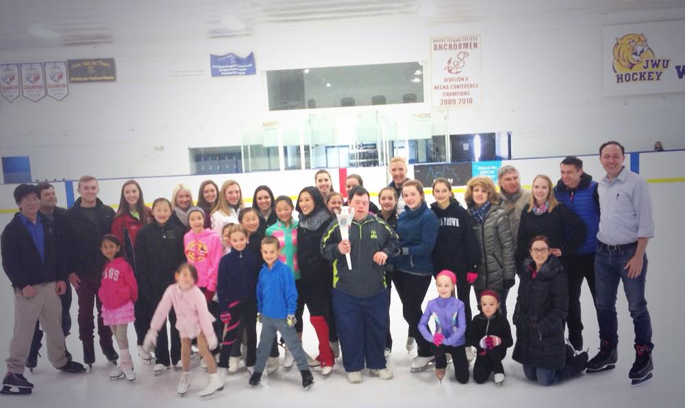 MichelleWKwan's tweet photo. Thanks 4 skating to support @SpecialOlympics @SORhodeIsland #unifiedrelay Help reach our goal! http://t.co/KqkxR1gIYV http://t.co/yrJBKoCLPA