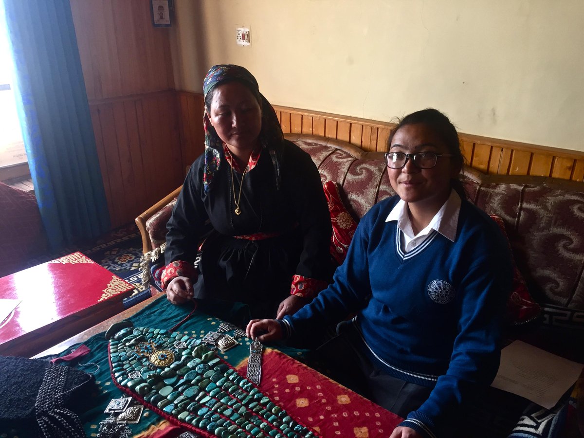 Ladakhi students exploring Ladakhi culture through objects. schoolofinspiredthings.com #Fulbright #Ladakh #Himalayas