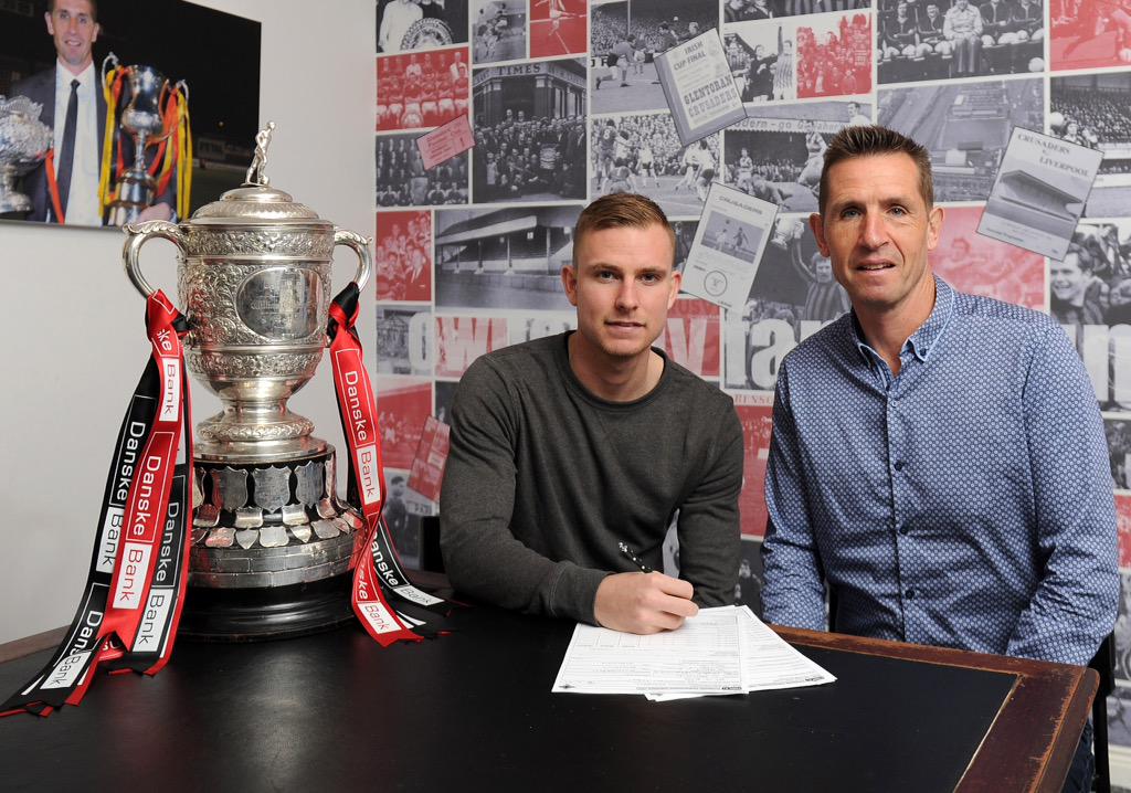 Delighted to have signed a deal with <a href="/CrusadersFC/">Crusaders Football Club</a> , really excited + looking forward to the challenge this season.