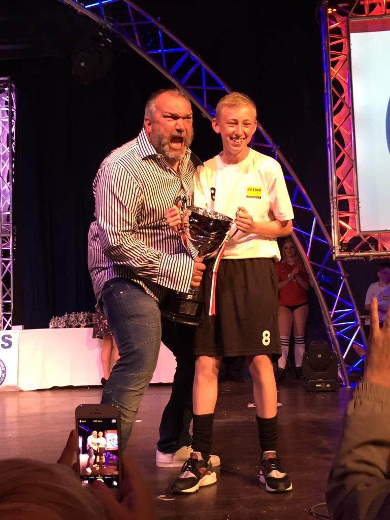Remyca18s's tweet photo. Mad Razor Ruddock being allowed near kids http://t.co/WMZDEGkDR2