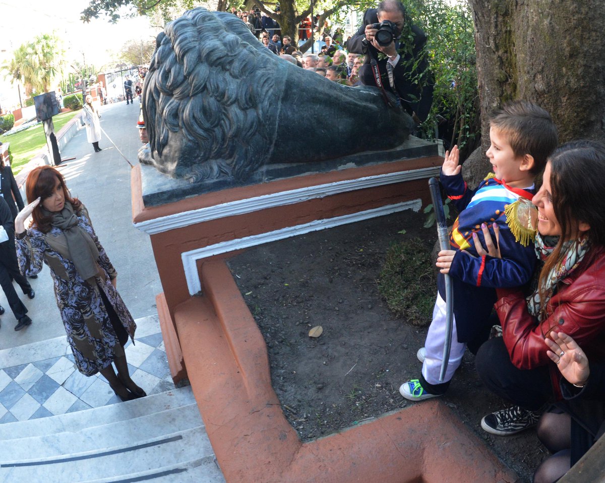 Cristina Kirchner tweet media