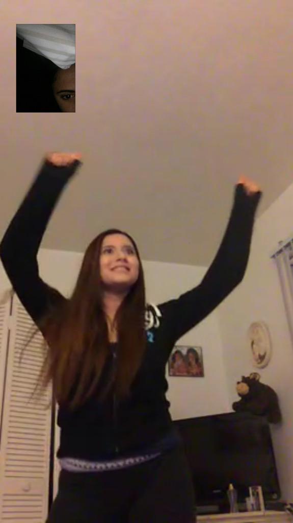 alwysloves's tweet image. here are some behind the scenes of camila doing some choreography!! #SummerReflectionTour