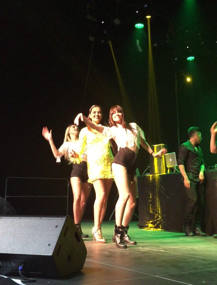 DemetAkalin's tweet photo. Tesekkrler 😘😘 http://t.co/loTw7exLnH